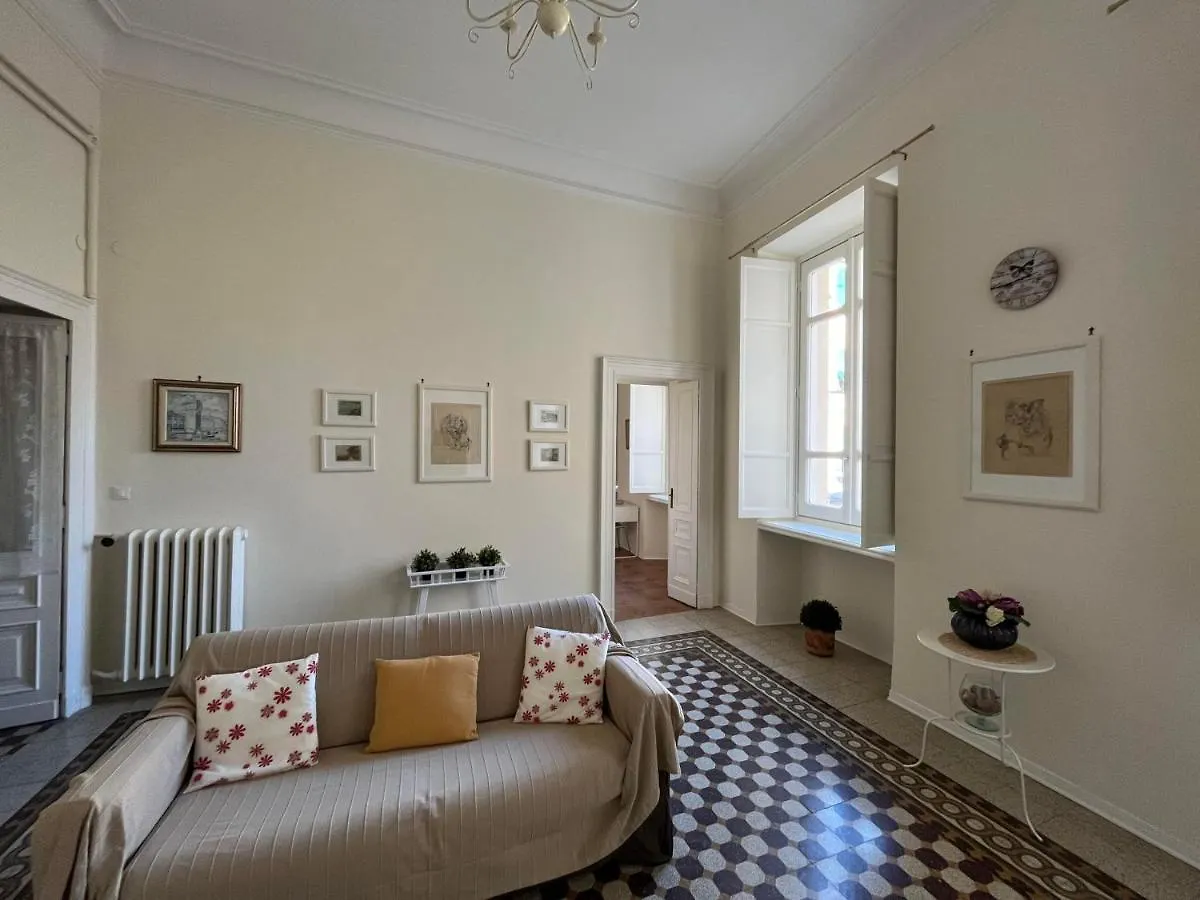 Via Veneto 5 Apartment Alassio Italy