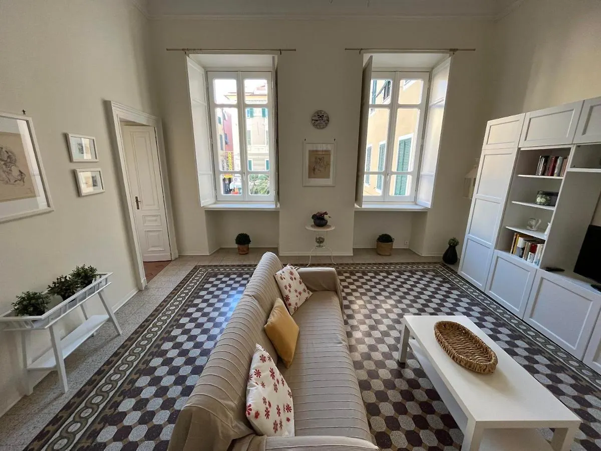 Via Veneto 5 Apartment Alassio 0*,  Italy